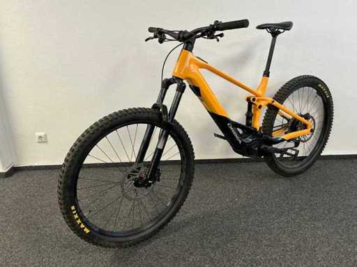 E-Mountain Bike elettrica da 29" della serie ORBEA WILD H