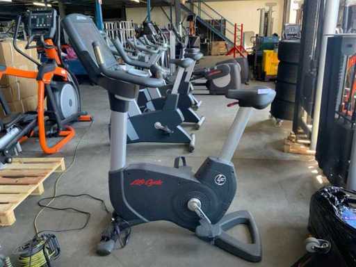 Life Fitness 95c enage uprightbike Home Trainer