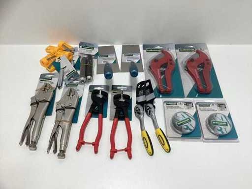 Gama de unelte manuale Technocraft