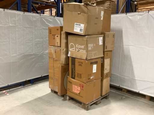 Partie verschiedener Möbel