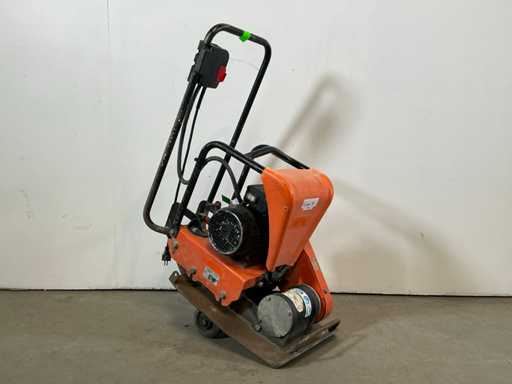 Compacteur à plaques Euro Shatal PC1443E 2016 14kN