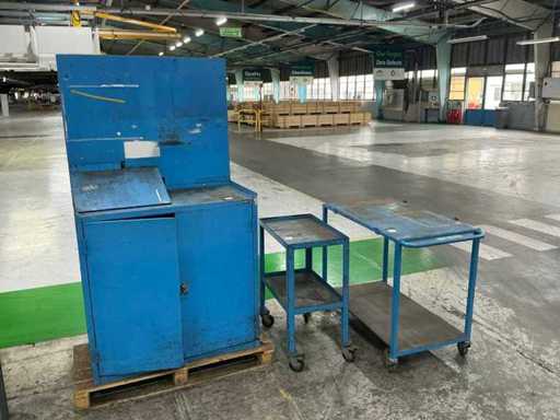 Cabinet and trolleys (3x)