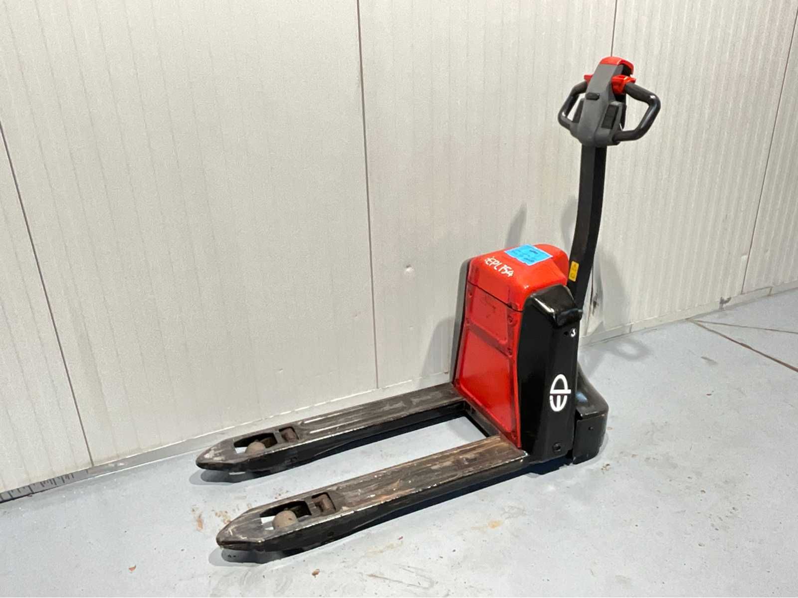 EP – EPL 154 Electric Pallet Truck – Year of Manufacture 2022 – 195h