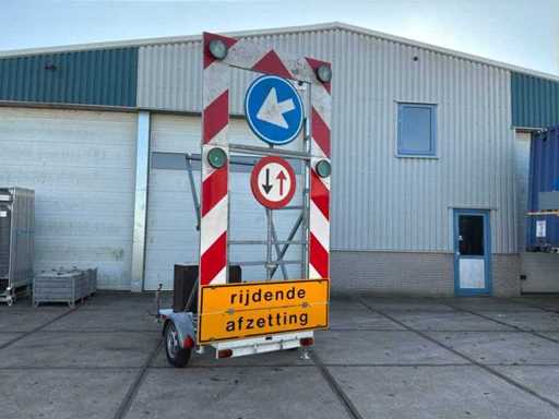 Arrow Auto/Action Car 750KG