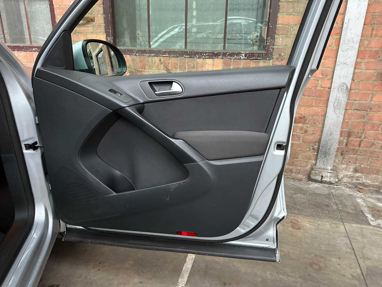 Volkswagen Tiguan 2.0 TSI Sport&Style 4Matic R-Line 170pk 2010, 21-KJR-3 Youngtimer