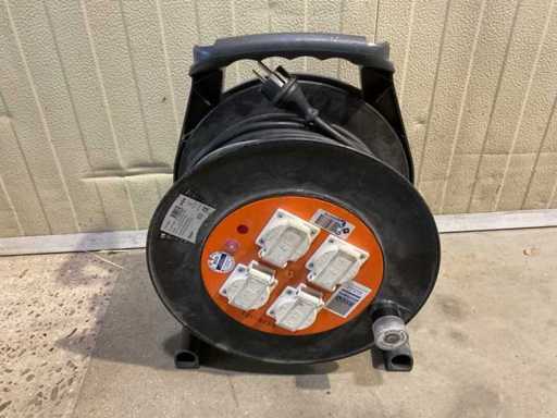 Szpula kabla przedłużającego Gilze