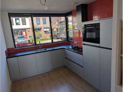 Kitchen with Atag/Bosch/Siemens appliances