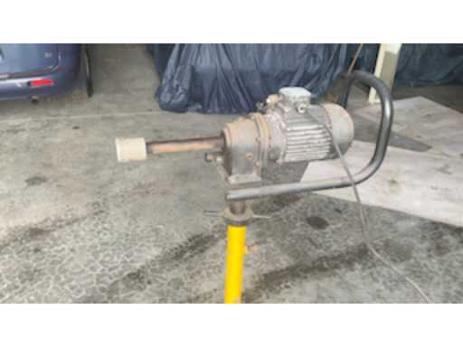 924f1eac-bc79-4c89-b761-0f1ef9554427.mp4