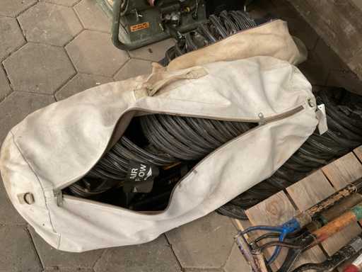 Différents tuyaux d’air (3x)