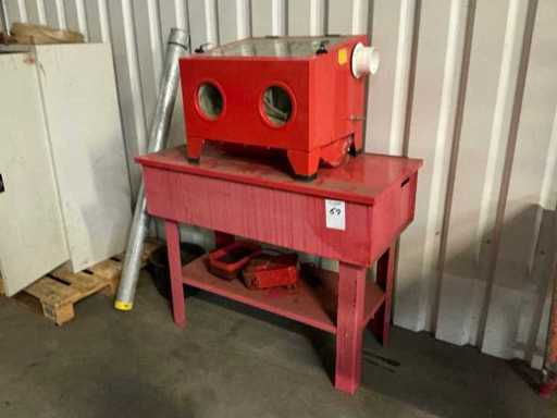 Środek do czyszczenia części / szafka do piaskowania