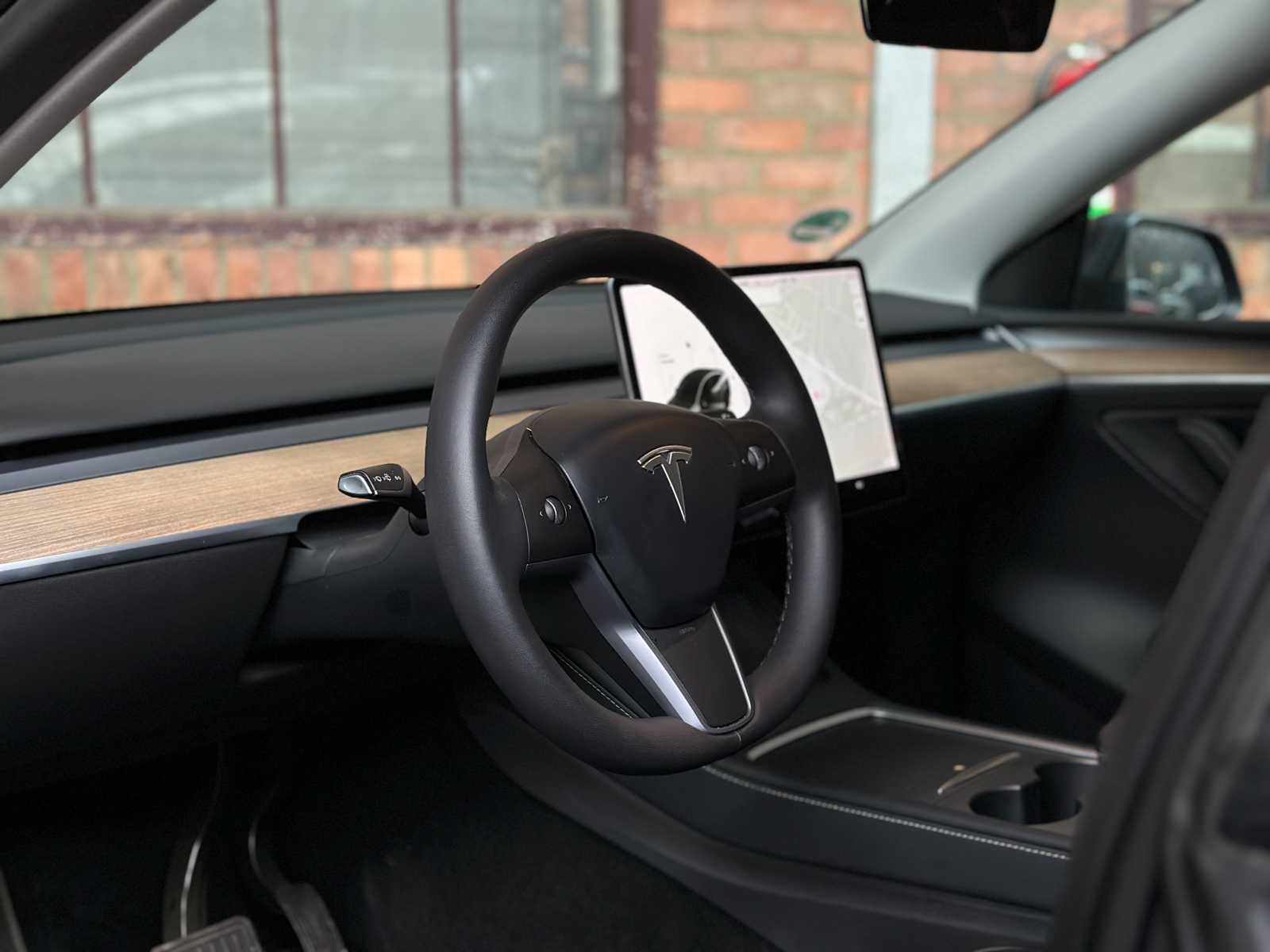 Tesla Model Y Long Range AWD 75kWh 351pk 2021, N-842-RT