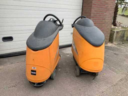 Taski Swingo Zelfrijdende schrobmachines (2x)