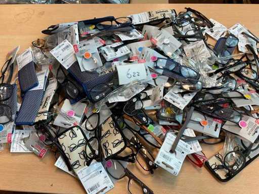 Reading glasses various models, colors and strengths (100x)