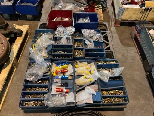 Partij landbouwmachine onderdelen