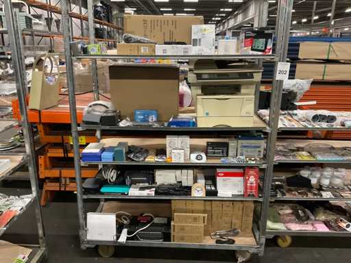 Batch of various electronics