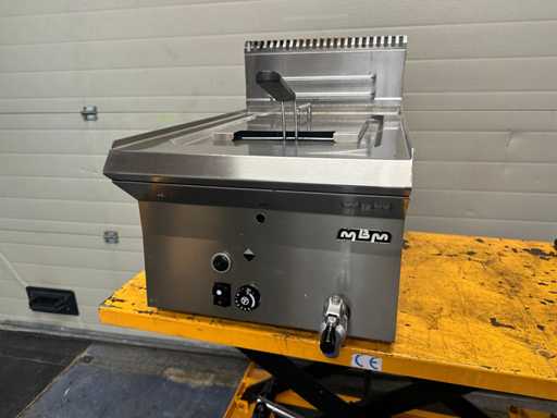 Friteuse MBM GF465
