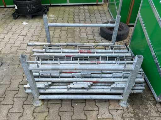 Charge von Geländerhaltern