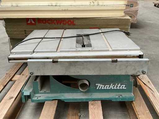 Scie sur table Makita 2704