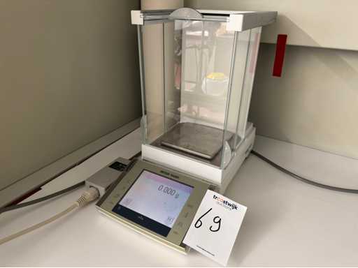 Mettler Toledo XP5003S Weighing Scale