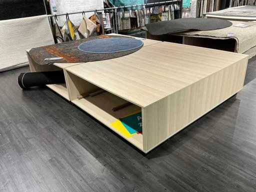 Präsentationsmöbel (2x)