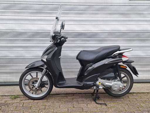 Piaggio Liberty 45 km bromscooter 4takt