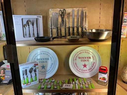 Various kitchen supplies SSW+ professional knife set