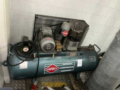 Kompresor powietrza Airpress K200-450 z 1996 roku
