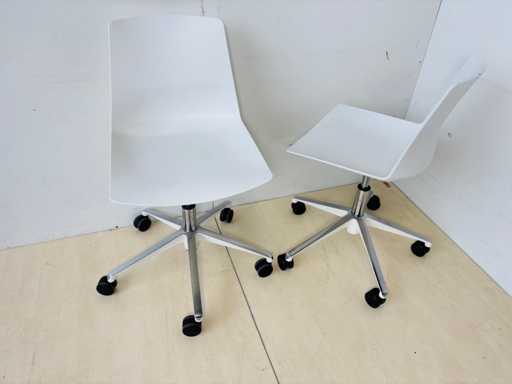 BLUE - OFFISIT - Office chair (2x) - design DORIGO