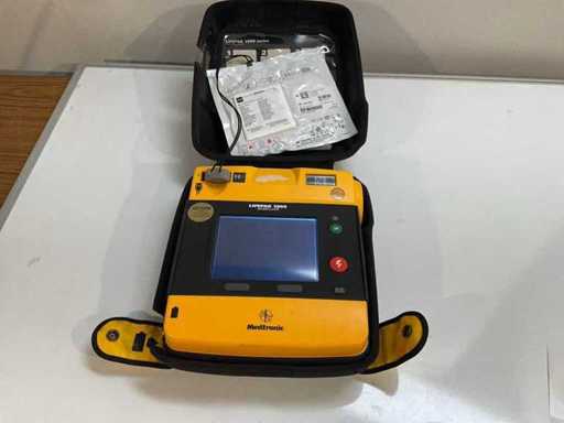 Medtronic Lifepak 1000 Defibrillator AED