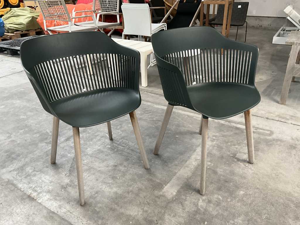 2x Design chair DEDON