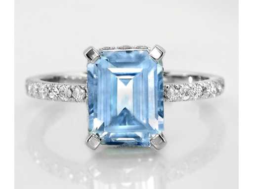 Luxury Ring Natural Blue Aquamarine 2,53 Karat