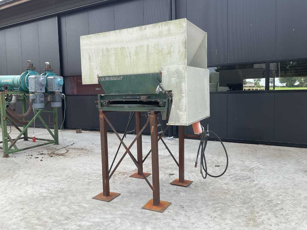 Cushman Bag Filling Machine (Gravel/Sand) | Troostwijk Auctions