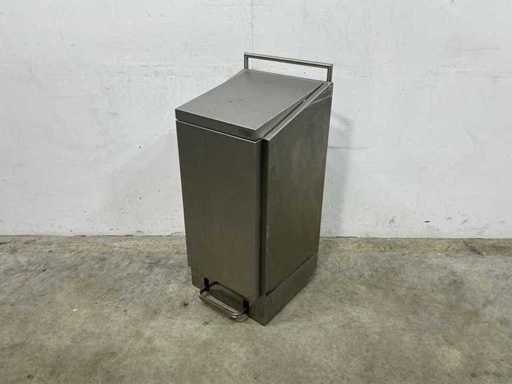 Konvi – Mülleimer aus Edelstahl