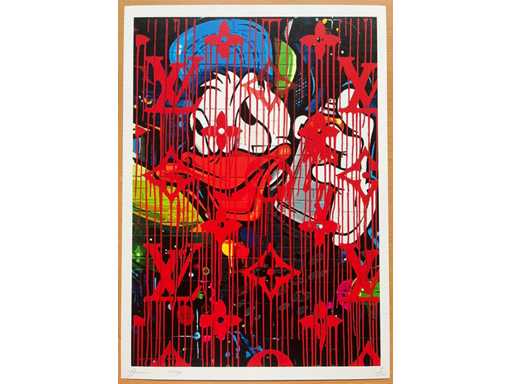 DEATH NYC: Vuitton Donald Duck with Spray 9/100