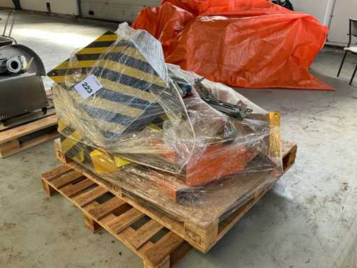 Diverse aanrijdbeveiliging magazijn