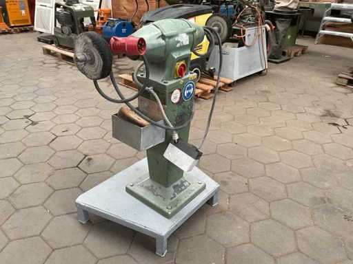 Polishing machine