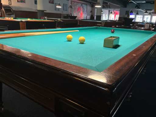 Biljart kleinbiljart wedstrijdtafel