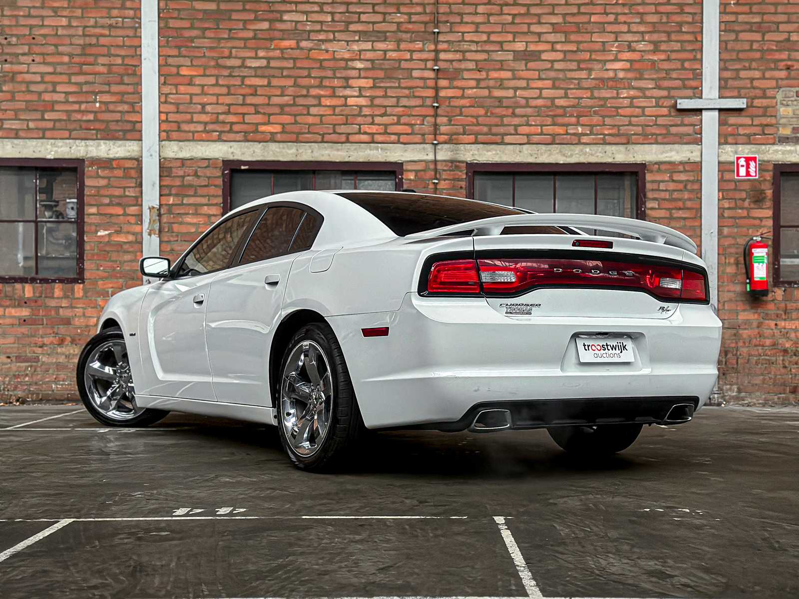 Dodge Charger RT HEMI 5.7 V8 375pk 2013