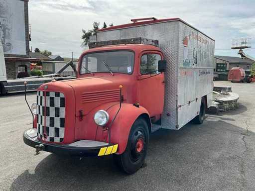 1955 Mercedes Classic truck