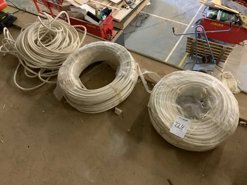 Roll of electrical cable (3x)