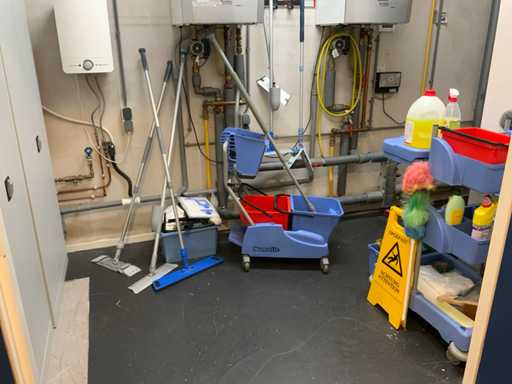 Inhoud schoonmaakruimte