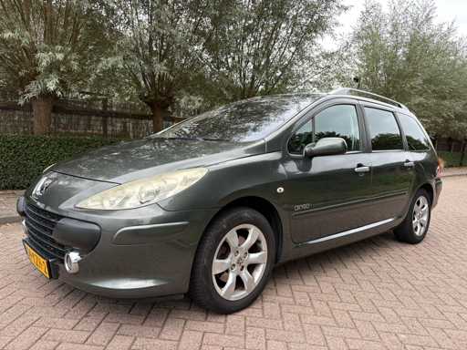 Peugeot 307 SW 1,6-16V Premium, 04-KZH-2