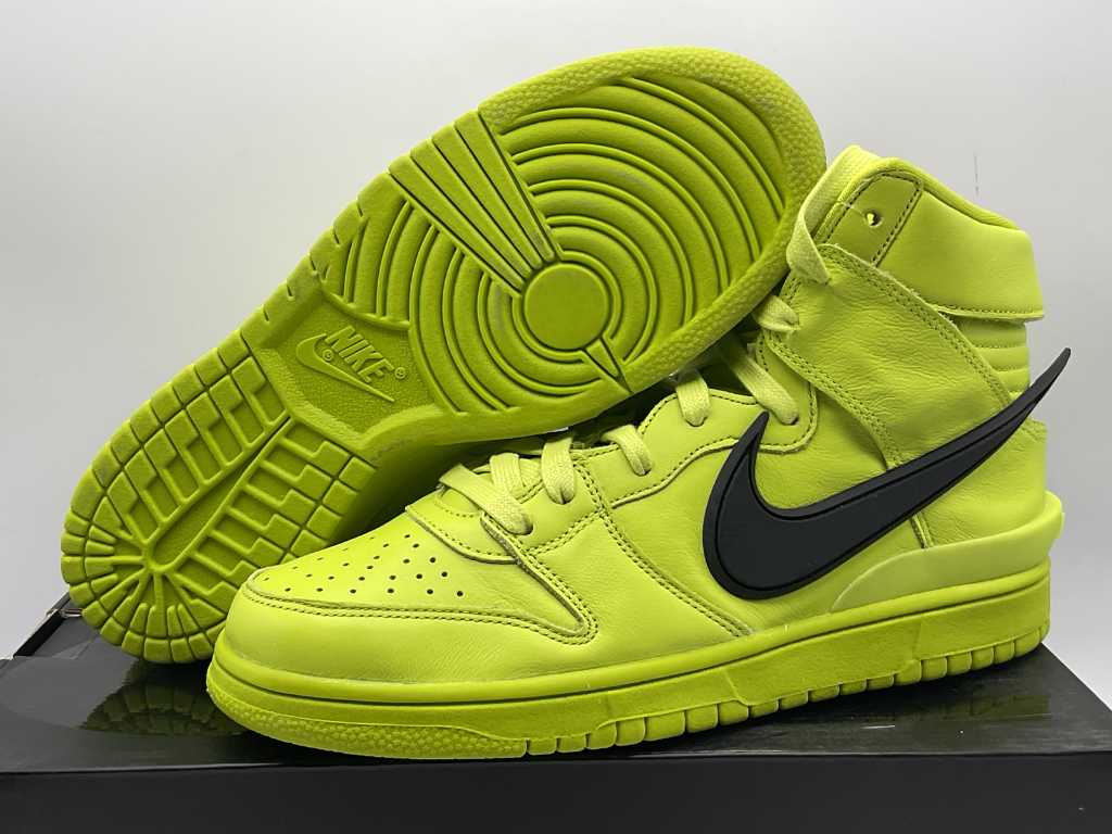 Nike Dunk High Ambush Flash Lime Sneakers 42