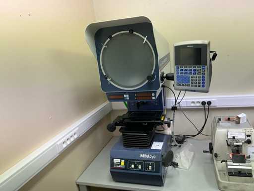 Projecteur de profil Mitutoyo PJ-A3000