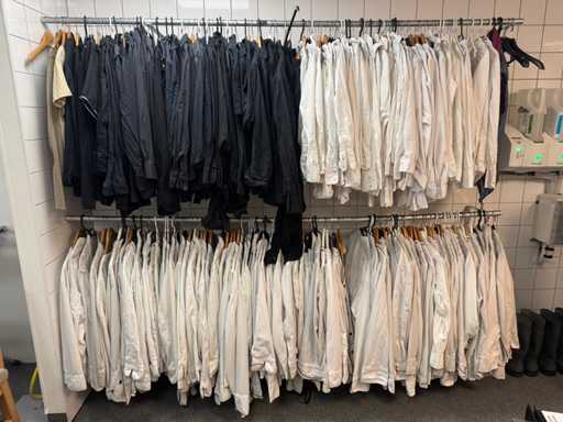 Kledingrek met inhoud