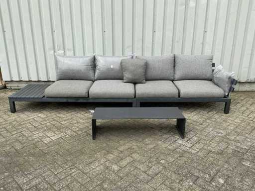 Sofa wypoczynkowa z stolikiem wypoczynkowym