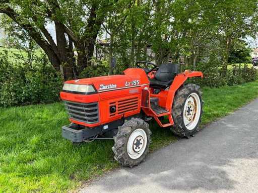 Kubota Sunshine L1-195 Mini Tractor
