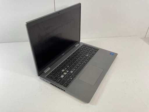 Dell Latitude 5520 15,6", Core(TM) i7 11. generacji, 16 GB RAM, 512 GB NVMe Laptop