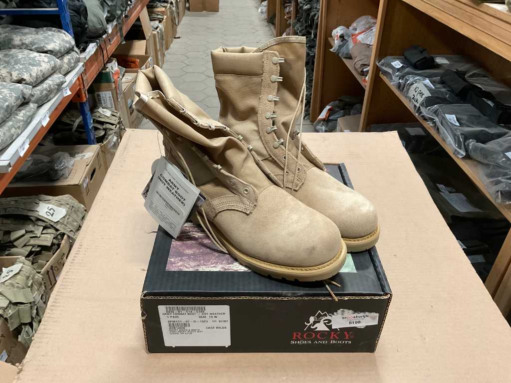 Rocky Army combat boot