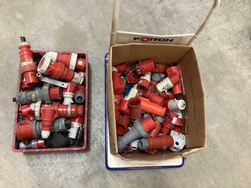 Konvolut CEE 16, 32, 63, und Schuko Kupplungen und Stecker ca. 80 Stück gesamt